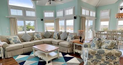 Seaduction: Private pool, oversized hot tub, incredible marsh views.