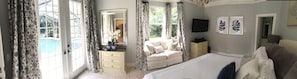 4 bedrooms, Egyptian cotton sheets, in-room safe, iron/ironing board - Exquisite Home in Exclusive Community (Naples)