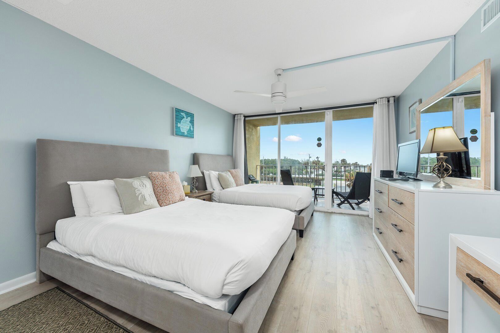 2 bedrooms, iron/ironing board, bed sheets