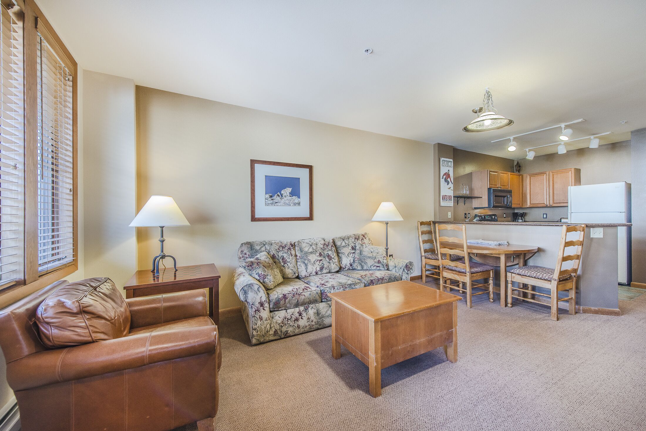 Ski-in/Ski-out condo right at the base. Access to shared hot tub