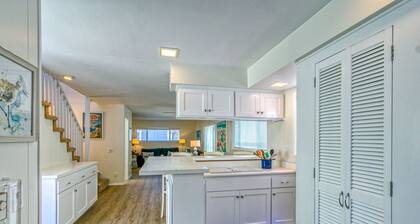 Gut ausgestattetes zweistöckiges Haus + reichhaltiges Deck + WLAN + neuer Teppich