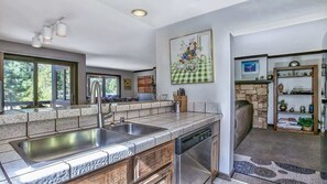 Unclassified image, 5 of 18, button