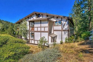 Luokittelematon kuva, 5 kautta 18, painike