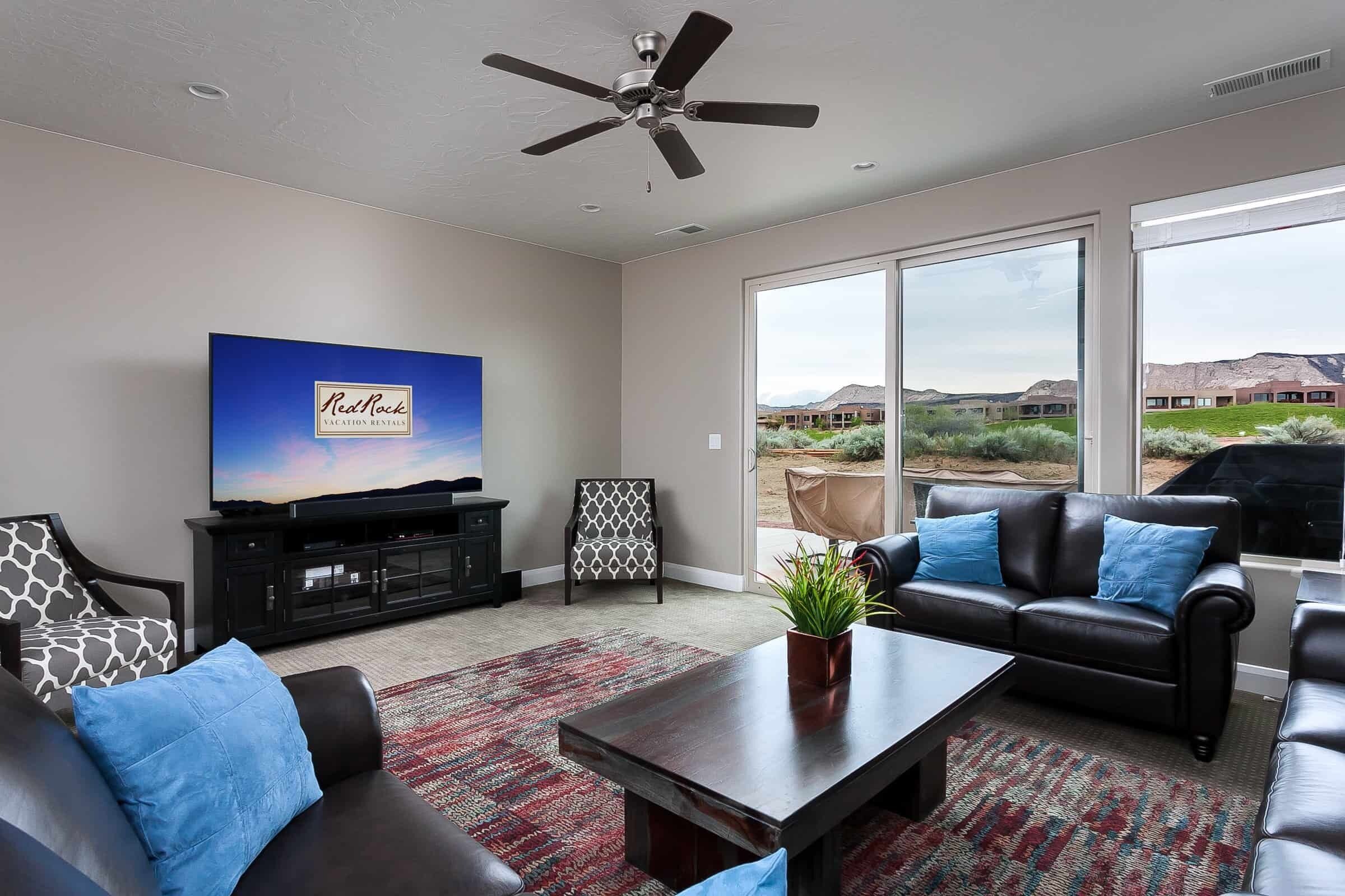 Pride of the Ledges GORGEOUS VIEWS, Xbox, and 2 pools!