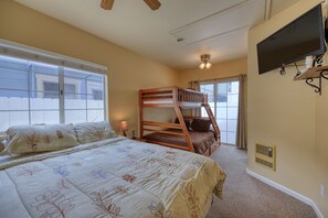 1 bedroom, iron/ironing board, travel crib, WiFi