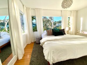 3 bedrooms, desk, free WiFi, bed sheets