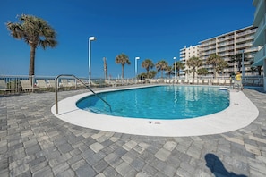 Indendørs pool