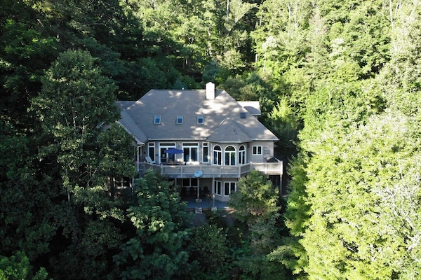 Welcome to The Lodge at Edenderry!