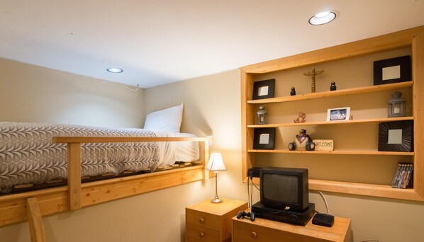 House - Spacious Family Property, Private Garage, Blackcomb Mountain Access (Whistler)