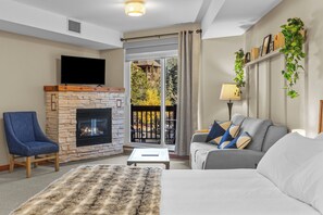 Télévision, cheminée