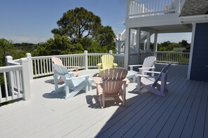 Terrace/patio - Solitude:  Lavish, amenity filled! Relax in the pool, hot tub, theater (Ocracoke)