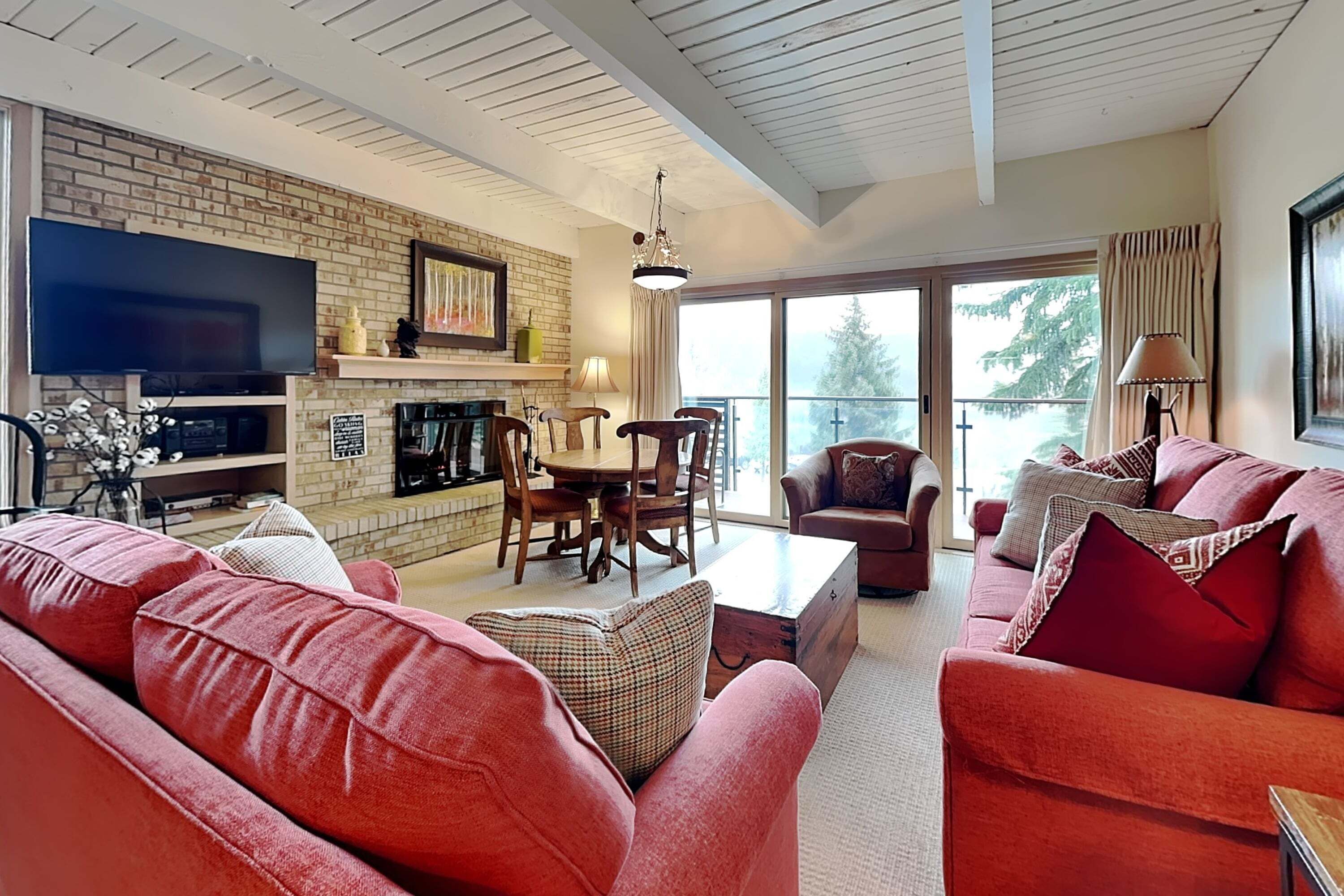 TV, fireplace, DVD player, ping pong