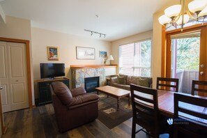 TV, fireplace - Convenient Village Location, Free Shuttle Route, Common Hot Tub, Free Parking (Whistler)
