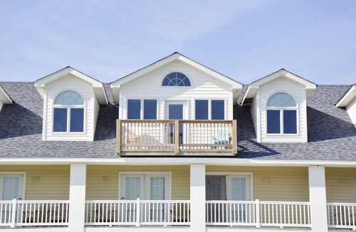 Villa Maria: Condo in the heart of Ocracoke Village, near lighthouse