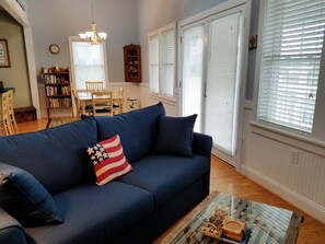 TV, fireplace, DVD player