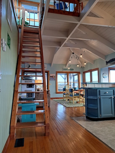 Island Rest:  Marsh and distant sound views on Jackson Circle