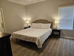 4 bedrooms, iron/ironing board, free WiFi, bed sheets - Dauphin Island Beach Club 101 Ground floor walk right out to Pools and Beach! (Dauphin Island)