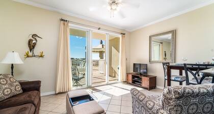 The Inn at Dauphin Island 106 1BR Walks right out to Pools and Beach!