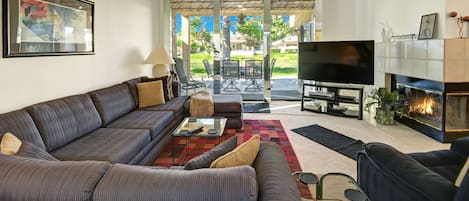 TV, fireplace, DVD player