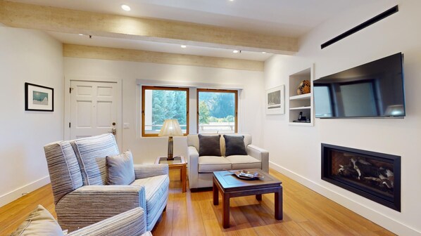 Flat-screen TV, fireplace