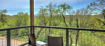 Upstream Cottage | Near Downtown Asheville and Trails | Hot Tub and Balcony | Pet Friendly