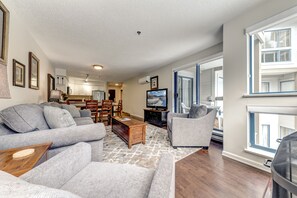 TV, fireplace - Acer Vacations | Large 2 Bedroom | Ski-in/Out | Hot Tub | Pool | W/D | Wifi | Greystone Lodge (Whistler)