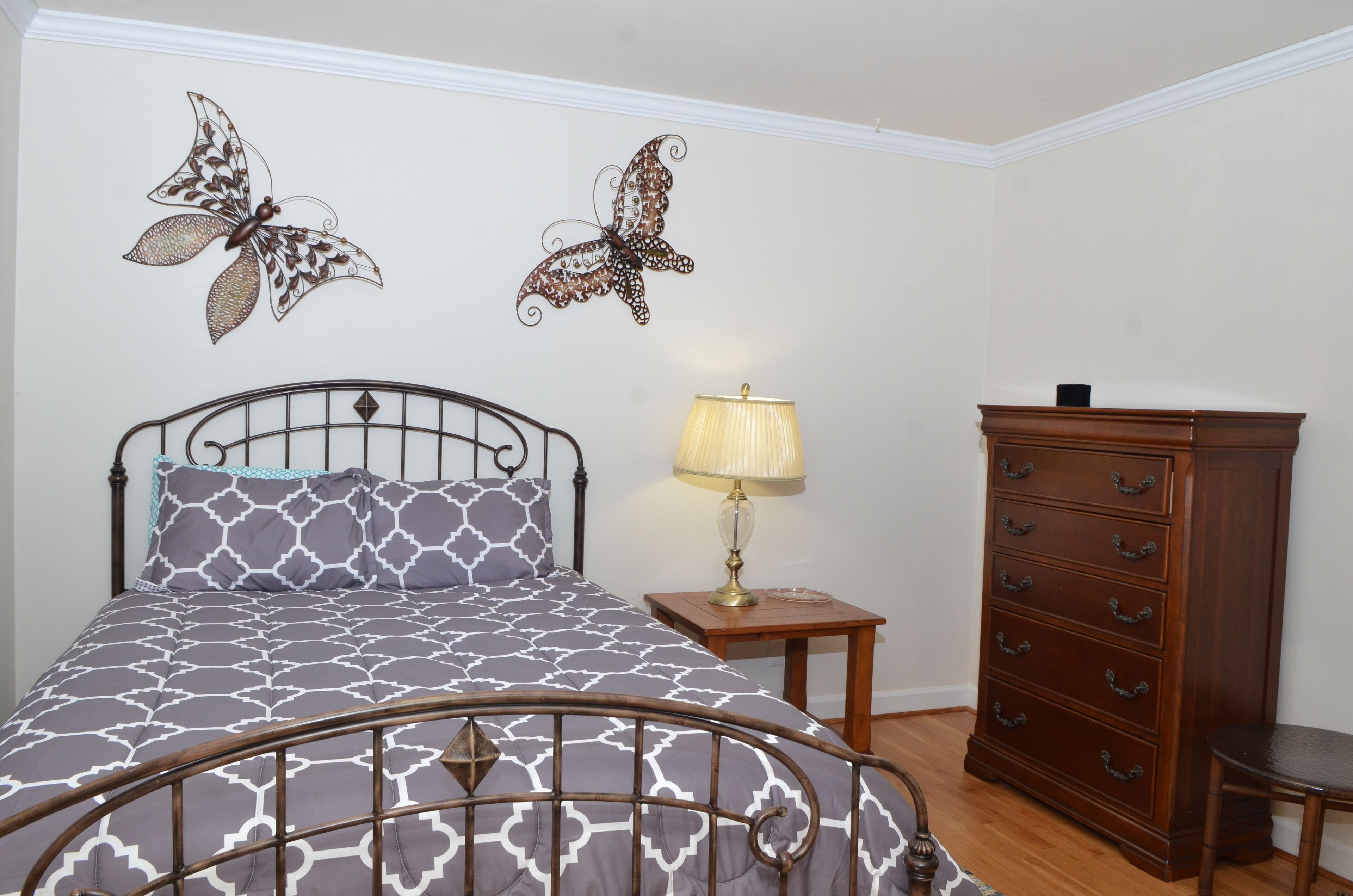 Beautiful, Private," Clean," Spacious, No stairs!!