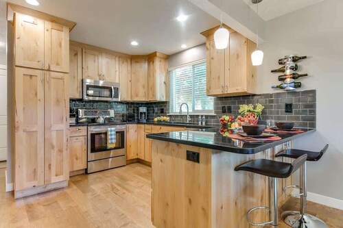 Amazing Mtn Location *Hot Tub *Fireplace *Foosball