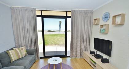 Riverview Holiday Waterfront Apt 19 - Ground Floor - Kalbarri WA