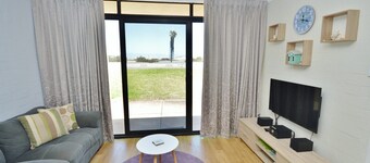 Riverview Holiday Waterfront Apt 19 - Ground Floor - Kalbarri WA
