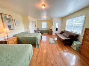 3 bedrooms, WiFi