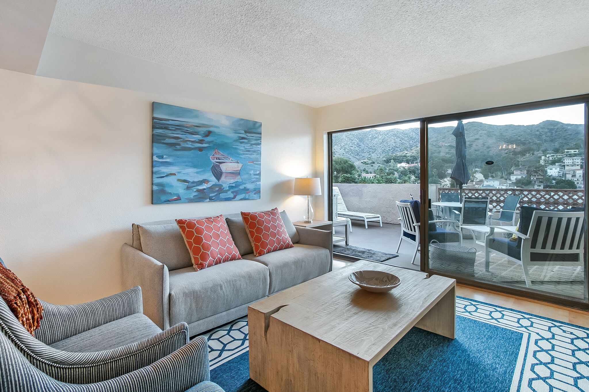 B41: Cozy Condo, Private Balcony, Hillside and Harbor Views - Bahia Vista - B41