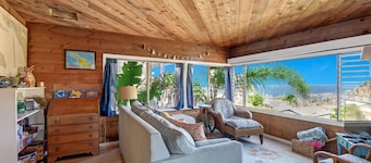 Cozy 2 Bedroom Home with GOLF CART, Stunning View, Balcony, Grill, Wifi - 124 Hi