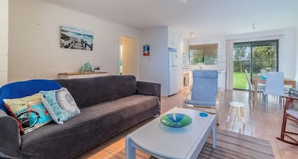 256 Settlement Road, Holiday House In Cowes, dog friendly, great spot!