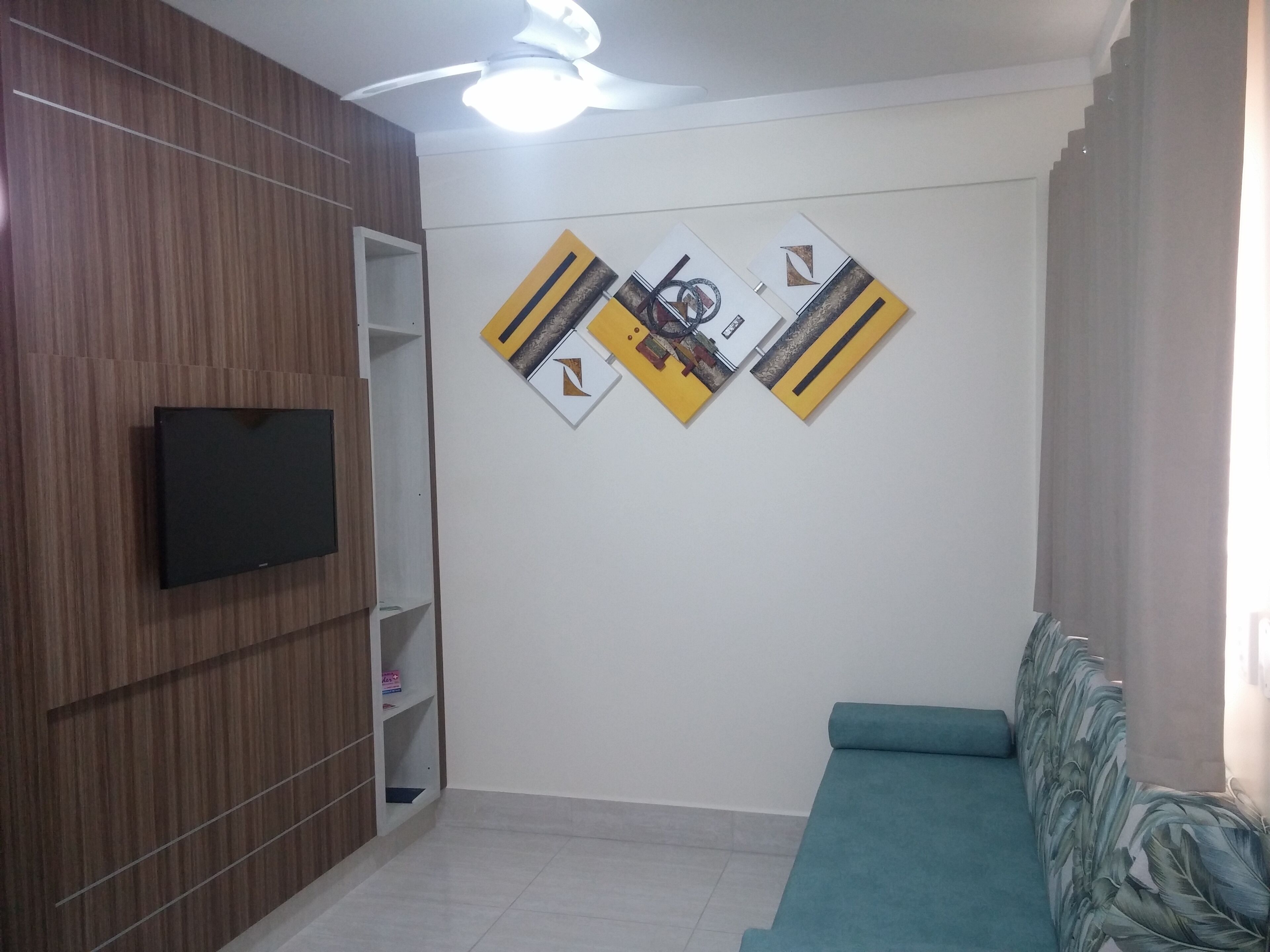 Flat - Lacqua Diroma IV