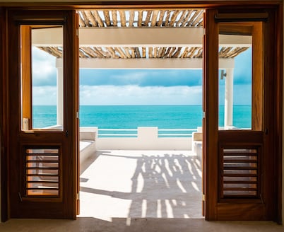 Kotch- Private Ecoluxe 5 Bedroom Villa in Treasure Beach with Pool