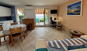 1 Schlafzimmer, Schreibtisch, Bügeleisen/Bügelbrett, kostenloses WLAN