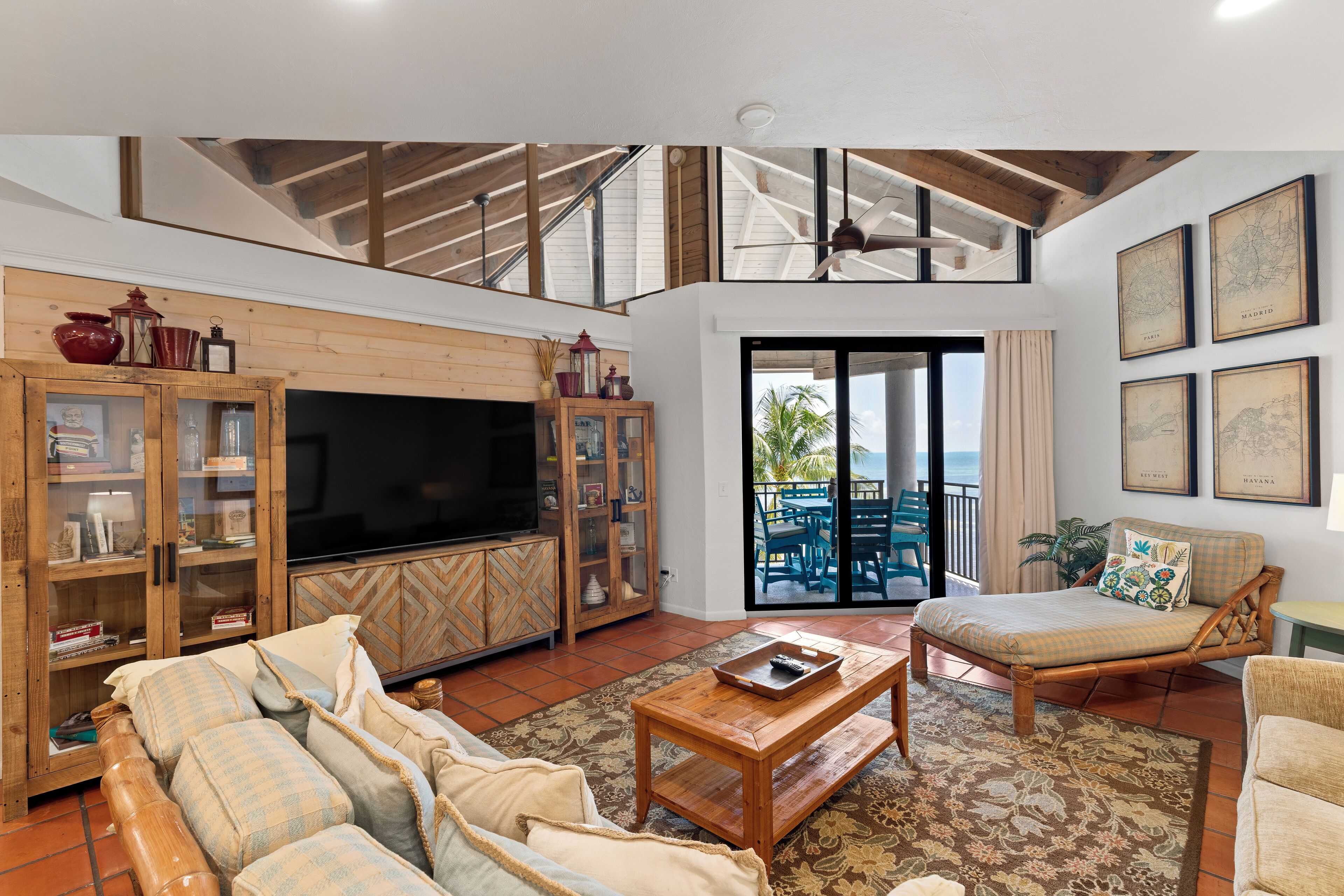 Smart TV, table tennis, books