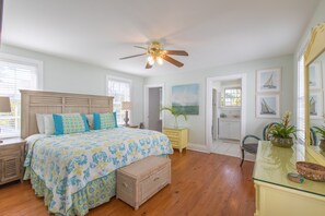 3 chambres, fer et planche à repasser, Wi-Fi gratuit, draps fournis