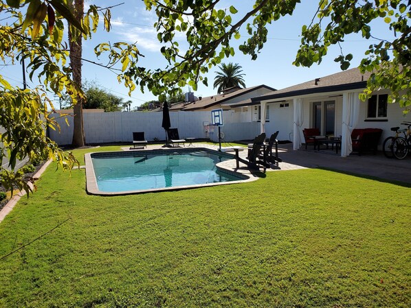 Outdoor pool, a heated pool