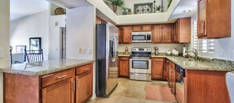 Beautiful Custom Built Fountain Hills Home at its BEST!!
