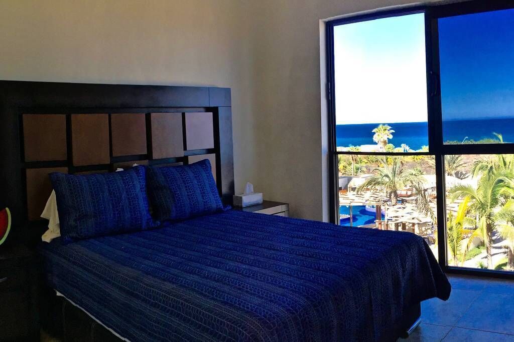 La Ventana Penthouse 2 BR 2.5 BA Big Panoramic Living Room at Club Cerralvo