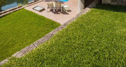 Douro House 4 suites, SPA, Swimming pool, Douro river quay