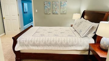 2 chambres, fer et planche Ă  repasser, Wi-Fi, draps fournis