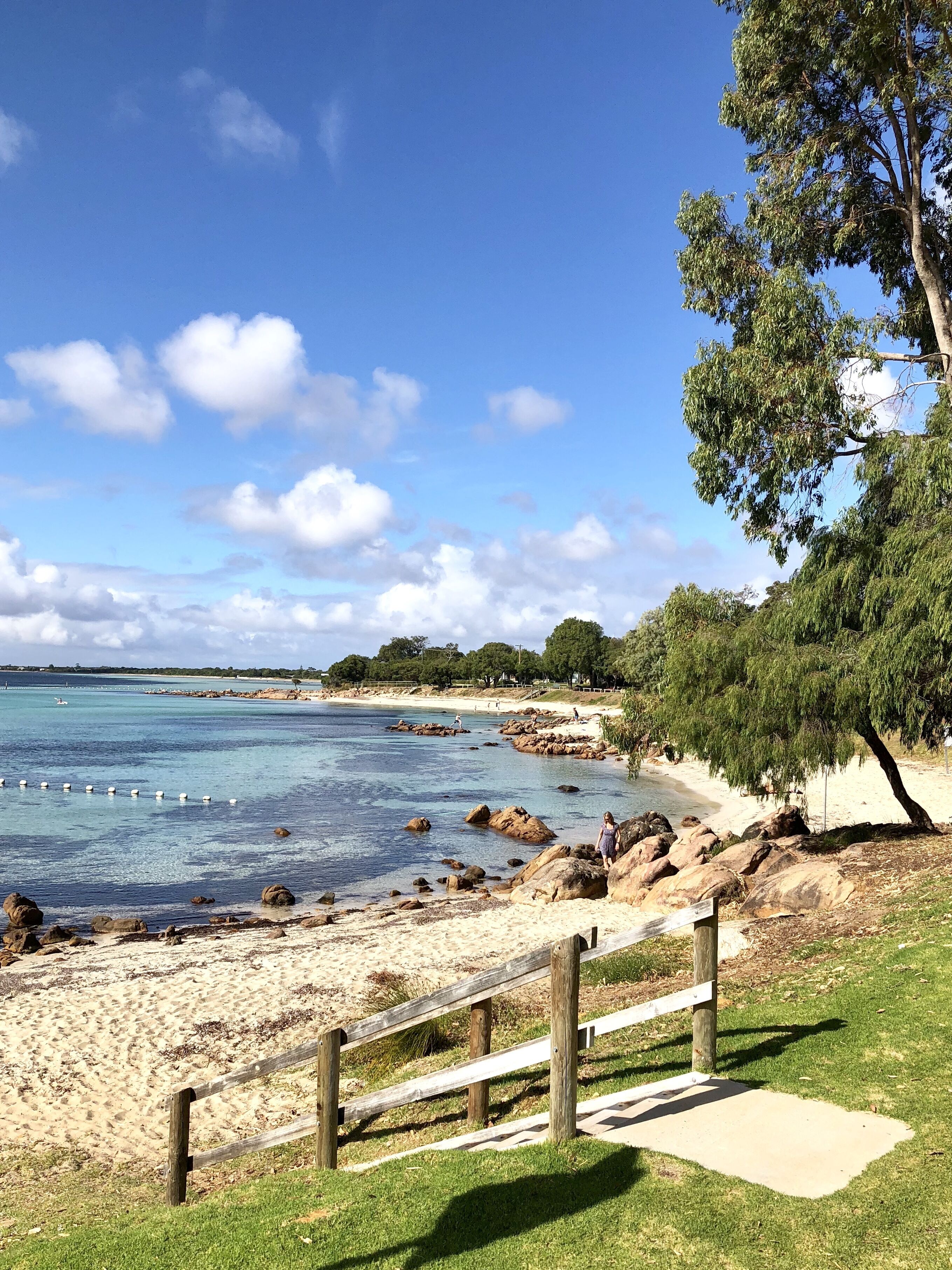 New Pet friendly  home & very close to dog beaches & Old Dunsborough bay — image 24