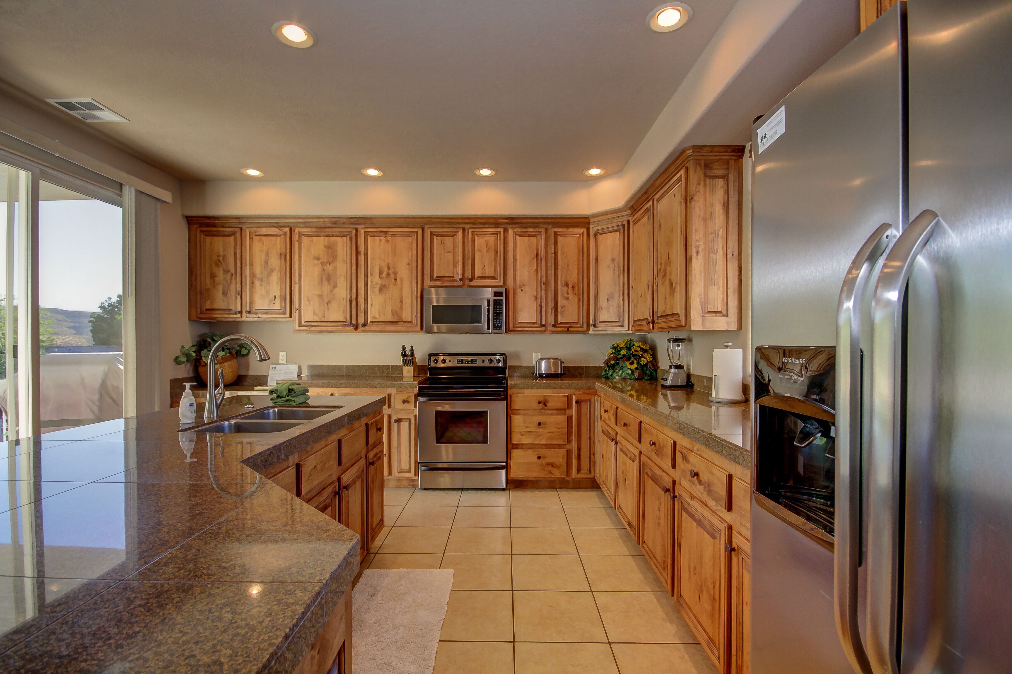 Pools Open! | All-Inclusive Resort | Bunkbeds | Professionally Decorated | #1710