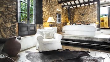 9 chambres, fer et planche Ă  repasser, Wi-Fi gratuit, draps fournis