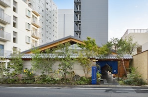 Exterior - Onsen Ryokan Yuen Shinjuku (Tokyo)