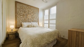 2 bedrooms, WiFi, bed sheets