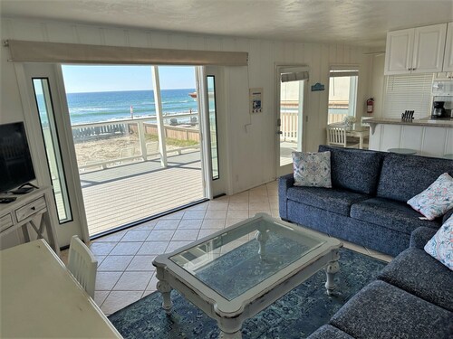 Oceanfront - Private Beach!